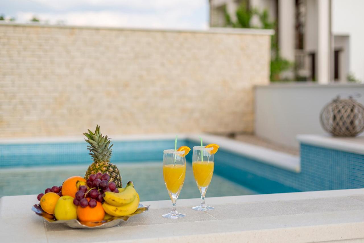Luxury Villa Bello Horizonte With Swimming Pool Split Kültér fotó